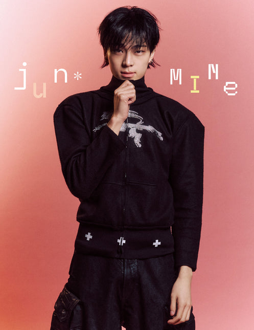 ESQUIRE PHOTOBOOK : JUNMINE - Cover : KIM JUN MIN TYPE C