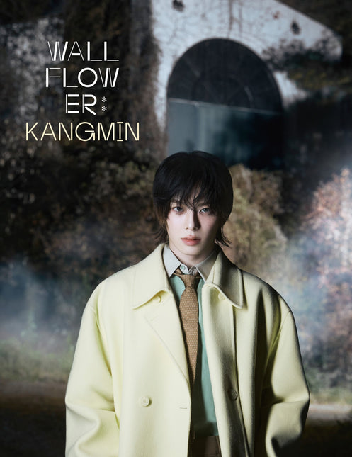 ESQUIRE PHOTOBOOK : WALLFLOWER KANGMIN - Cover : YOO KANG MIN TYPE B