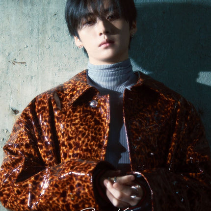 ESQUIRE - [2025, August] - Cover : STRAY KIDS LEE KNOW TYPE A