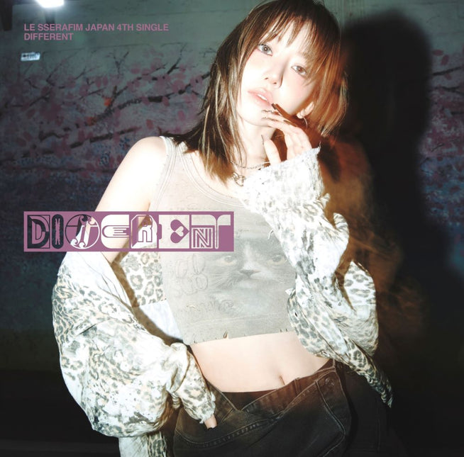 LE SSERAFIM - Japan 4th Single Album [DIFFERENT] SOLO JACKET SAKURA Ver.