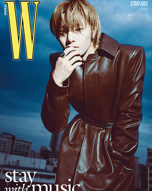 W Volume 6 - [2024, June] - Cover : Stray Kids I.N Q TYPE