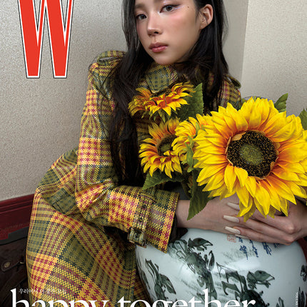 W Volume 5 - [2026, May] - Cover : MEOVV NARIN TYPE A