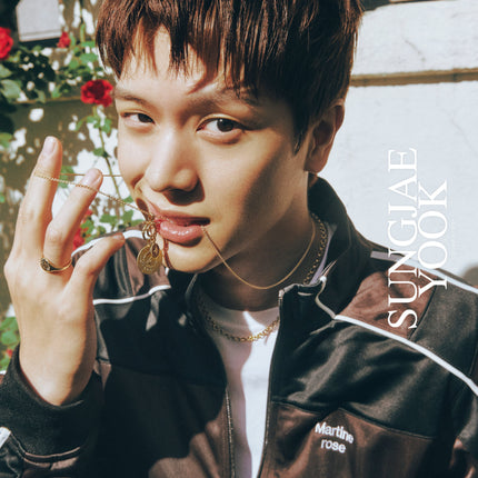 WWD - [2025, June] - Cover : YOOK SUNG JAE