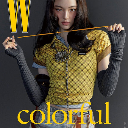 W Volume 4 - [2025, April] - Cover : MEOVV ELLA TYPE G